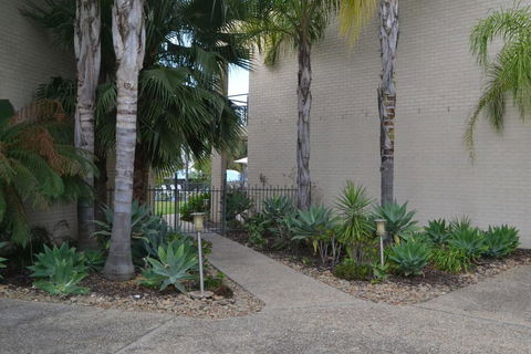 ELSINOR Townhouse 10 Mulwala - Surfers Gold Coast 3