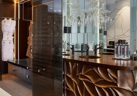 Emporium Hotel South Bank - Surfers Gold Coast 1