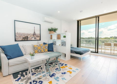EP22-Brand New Modern Studio In Epping - Surfers Gold Coast 1