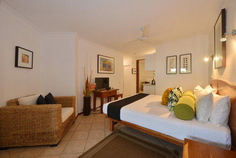 Escape Studio@Hibiscus - Surfers Gold Coast 3