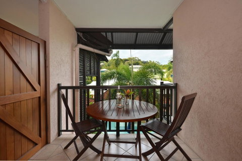 Escape Studio@Hibiscus - Surfers Gold Coast 2