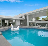 Essence of Broadbeach - Surfers Gold Coast