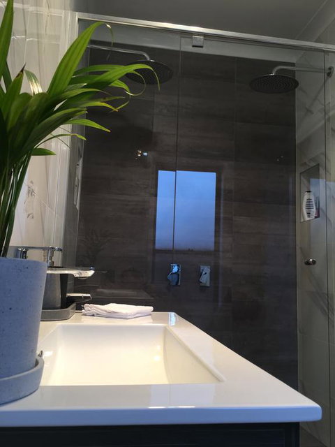 Executive Villa, Private 2 Bedroom In Ideal Location - Surfers Gold Coast 2