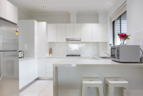 Family Size Apartment Close To Westmead Hospital - Surfers Gold Coast 3