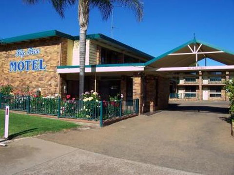 Fig Tree Motel - Surfers Gold Coast 0