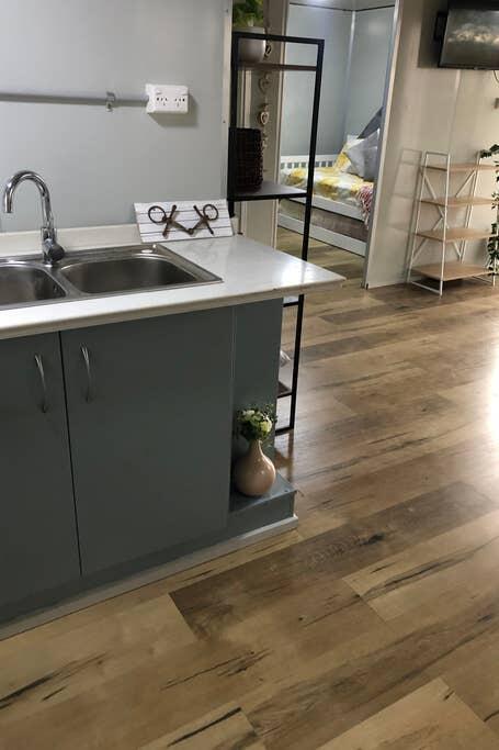 Fourjay Farmstay - Surfers Gold Coast 3