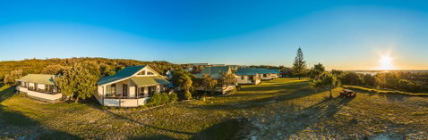 Fraser Island Beach Houses - Surfers Gold Coast 0