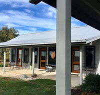 French Island Cottage - Surfers Gold Coast