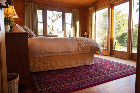 Glenlowren - Surfers Gold Coast 2