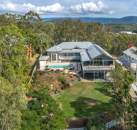 Gold Coast Stunning Home and Unit close to Theme Parks - Surfers Gold Coast