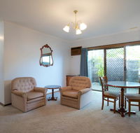 Golden Grain Motor Inn - Surfers Gold Coast