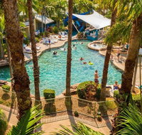 Gorgeous 4 Bed Beachside Apartment - Diamond Beach Resort - Surfers Gold Coast