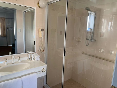 Granite Belt Motel - Surfers Gold Coast 1