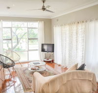 Gregory's Place - Surfers Gold Coast