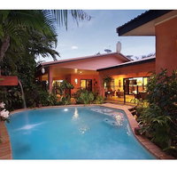 Hacienda Cooya Beach - Surfers Gold Coast