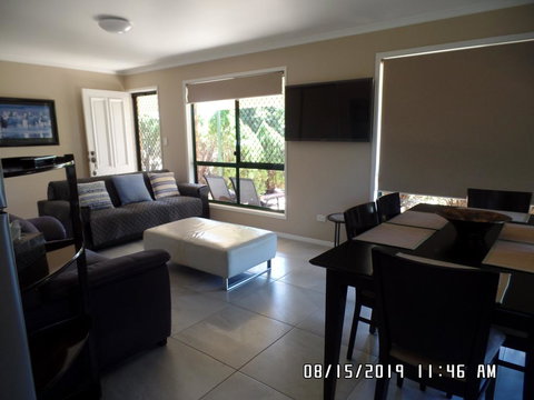 Headley's Cottage - Surfers Gold Coast 2