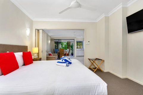 Heritage Private Apartments - Surfers Gold Coast 3