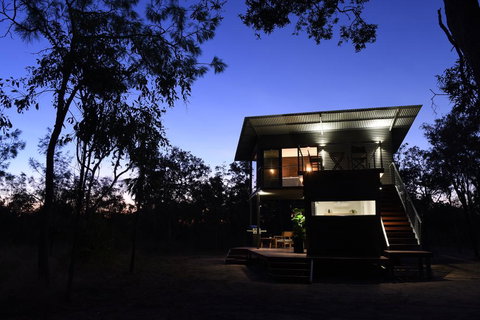 Hideaway Litchfield - Surfers Gold Coast 2
