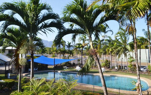 Hinchinbrook Resorts - Surfers Gold Coast 0