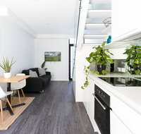 Hip one-bedroom house in inner Sydney - Surfers Gold Coast