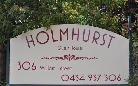 Holmhurst Guest House - Surfers Gold Coast 0