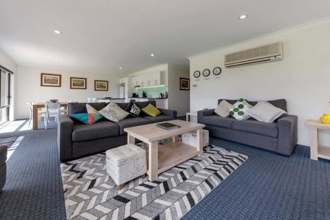 Horizons Golf Club, Villa 124 - Surfers Gold Coast 2