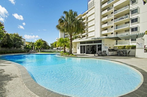 Horton Apartments - Surfers Gold Coast 0