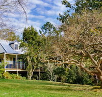 Jacaranda Cottages - Surfers Gold Coast