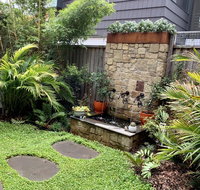 Jacaranda Garden Retreat - Surfers Gold Coast