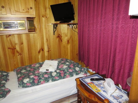 Karelia Alpine Lodge - Surfers Gold Coast 2