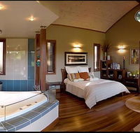 King Ludwigs Cottage - Surfers Gold Coast