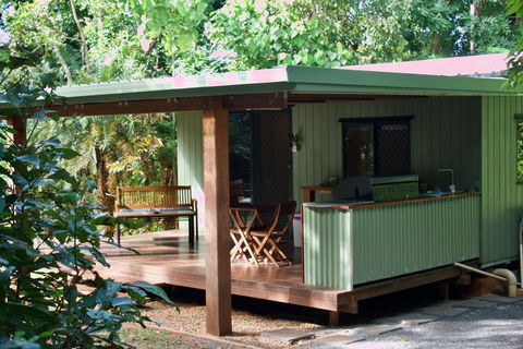 Kingfisher Cabin - Surfers Gold Coast 0