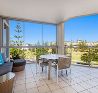 KINGSCLIFF COAST CULTURE 1208 - Surfers Gold Coast
