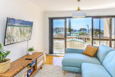 Kingsway #3 Ocean View - Surfers Gold Coast 1
