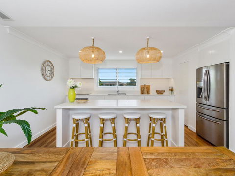 KINGY BEACH HOUSE @ 162 - Surfers Gold Coast 3