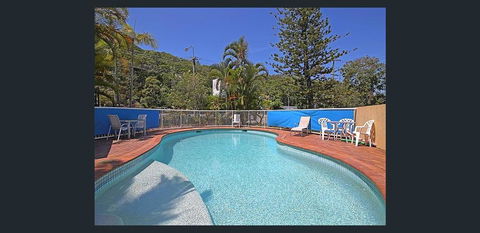Koala Cove Holiday Apartments - Surfers Gold Coast 1