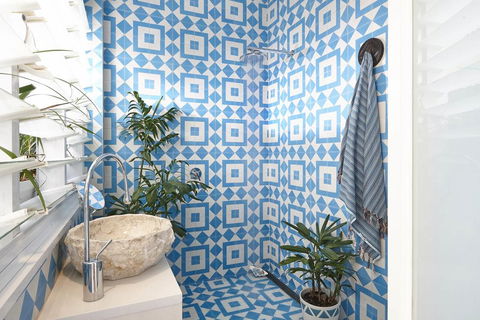 Kookaburra Garden Room - Surfers Gold Coast 1