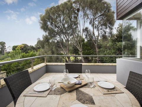 Koonya Paradise - Surfers Gold Coast 0