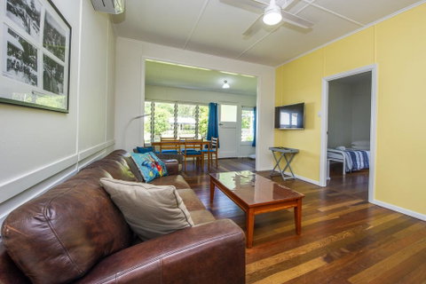 Kooyong Apartment 4 - Surfers Gold Coast 2