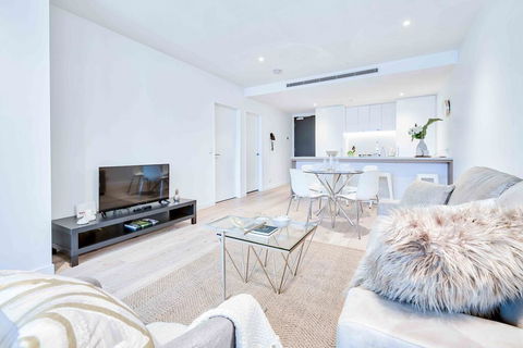 KOZYGURU FORTITUDE VALLEY HIGH LEVEL 2 BED APT + FREE PARKING QFV179-2612 - Surfers Gold Coast 2