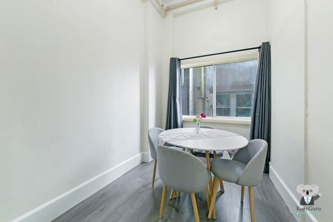 KOZYGURU Kings Cross SKY GARDEN Studio CBD - Surfers Gold Coast 3