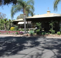 Lake Forbes Motel - Surfers Gold Coast