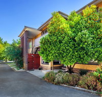 Lake Wendouree Luxury Apartments on Webster - Surfers Gold Coast