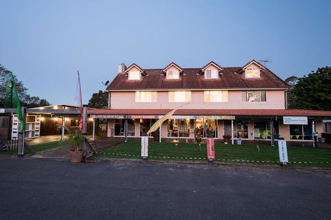 Land Of Lost Treasure - Surfers Gold Coast 1