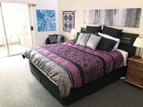 Large Family Home - Surfers Gold Coast 1