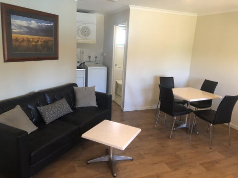 Latitude20 Karratha Apartments - Surfers Gold Coast 1
