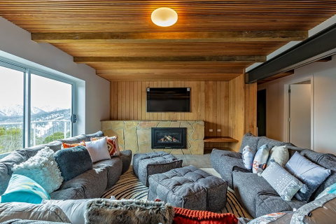 Le Chalets - Surfers Gold Coast 1