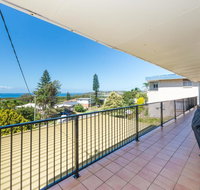 Lentara St 12 - Fingal Bay - Surfers Gold Coast