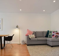 Light And Airy North Bondi Apartment - Surfers Gold Coast