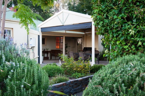 Linfield Cottage - Surfers Gold Coast 0